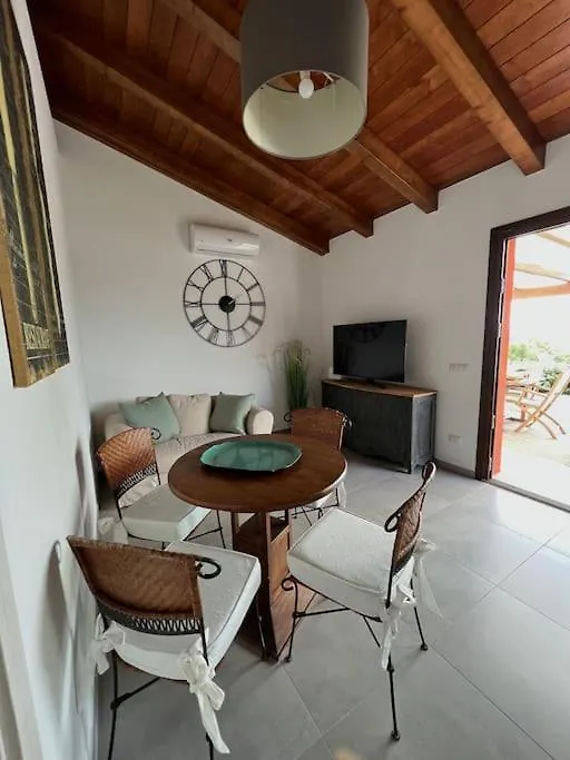Holiday home Casa Fiorini Alla Maddalena La Maddalena  Italy